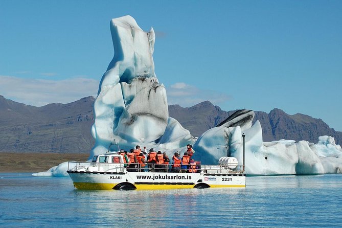 South Iceland and Glacier Lagoon: Jökulsárlón with Boat Tour - Jökulsárlón: shore walk first, boat cruise is the headline