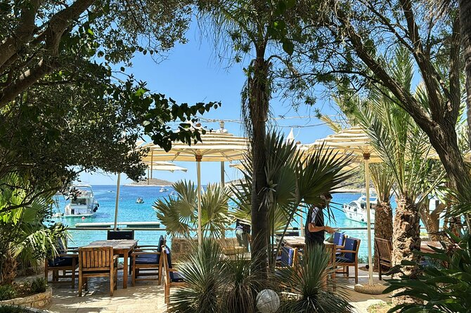 Split: Blue Lagoon, Hvar, Brač, 6 Islands Boat Tour - Small Group - Hvar Town in 90 Minutes: Old Streets, Fortica Views, and Beaches