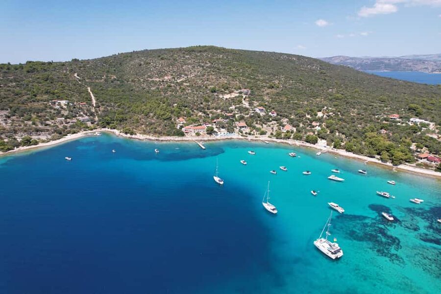 Split: Blue Lagoon&Šolta boat tour with Food&Drinks (2026) - Comfort, Space, and the On-Board Reality Check