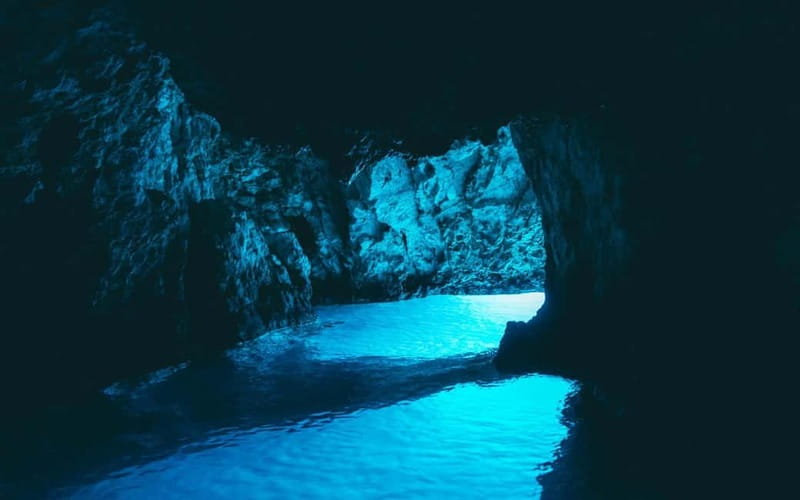 Split: Boat Tour to Blue Cave, Vis, Blue Lagoon, Hvar, Brač - Key things to know before you go