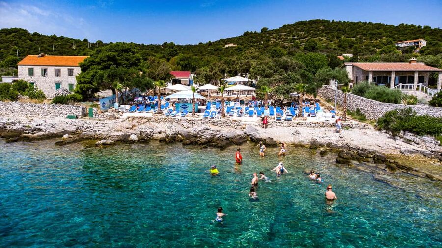 Split: Half-Day Blue Lagoon, Shipwreck, and Trogir Boat Tour - Blue Lagoon at Drvenik: The Seafloor That Creates the Blue