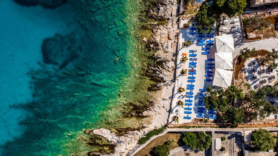 Split: Half-Day Blue Lagoon, Shipwreck, and Trogir Boat Tour - Gray Line Private Beach Time: Sun, Shade, and Easy Water Access
