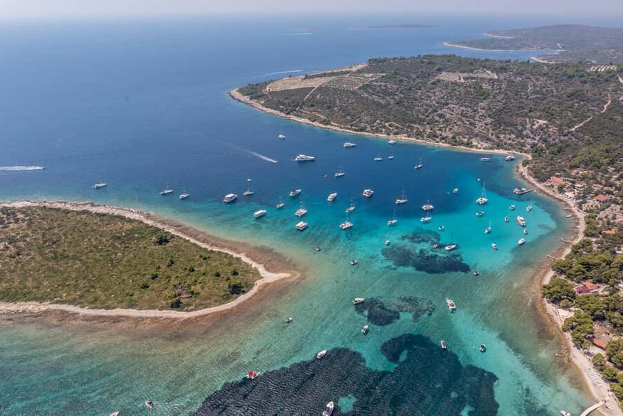 Split: Half-Day Blue Lagoon, Shipwreck, and Trogir Boat Tour - Trogir Old Town: Little Venice in About an Hour