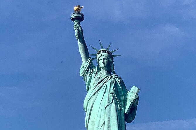 Statue of Liberty Speedboat Tour - from Chelsea Piers - One World Trade Center From the Water: Seeing Scale, Not Just a Name