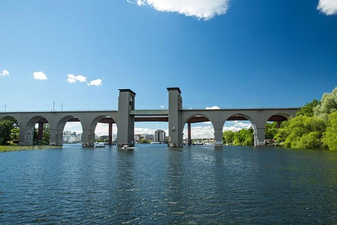 Stockholm Highlights Boat Tour - Södermalm stop: how Stockholm’s style changes across the water