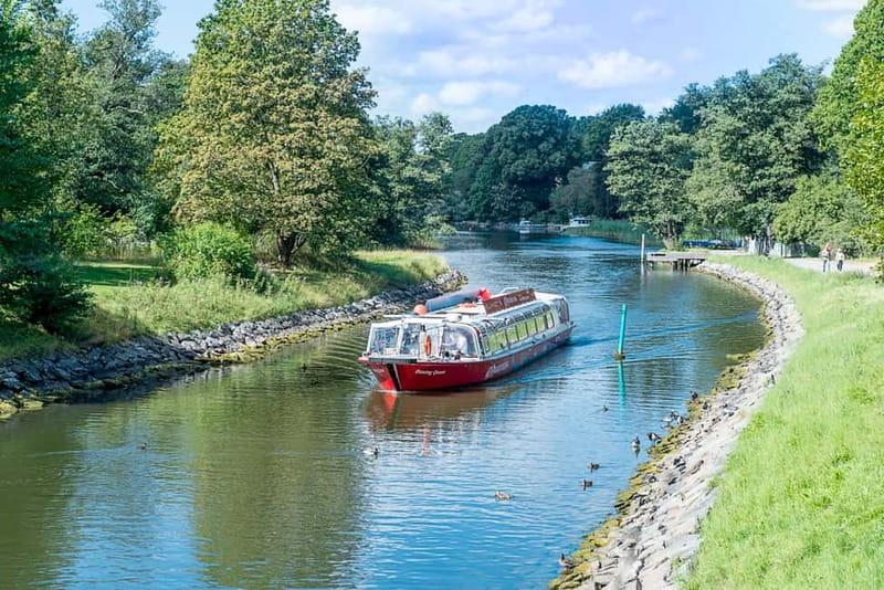 Stockholm: Royal Bridges & Canal Boat Tour with Audio Guide - Price and Value: Is $24 Worth It for a 1-Hour Boat?