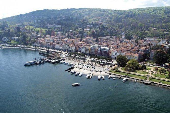 Stresa: 1-Day 3 Borromean Islands Hop-On Hop-Off Boat Tour - Practical notes: comfort, language, animals, and the small gotchas
