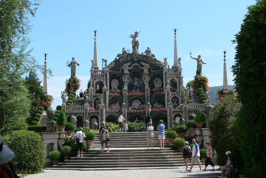 Stresa: Madre & Bella Borromean Islands Boat Trip - Price and value: $15 for boat access, plus the add-ons