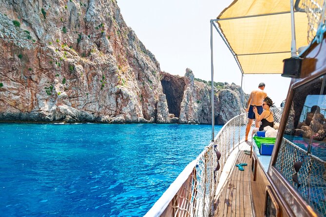Suluada Island Boat Trip from Antalya with Lunch - Pirate Cave (Korsan Koyu): clean bays and a simple one-hour stop
