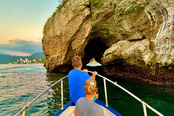 Sunset and Bioluminescence Boat Tour at Los Arcos Islands - Getting from Puerto Vallarta to the boat: two meeting points