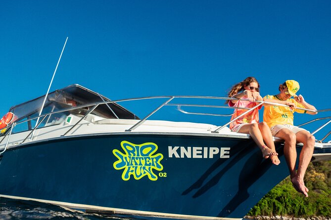 Sunset Boat Tour with Beer, Water, Soda and Snacks included - Urca photo appreciation: iconic Rio looks before you head back
