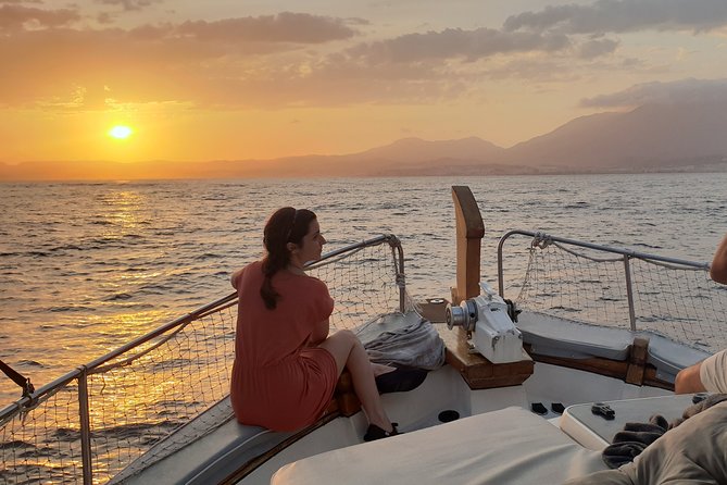 Sunset Boattrip + Tapa + Cava - Price and value: is $156.88 for two a good deal?