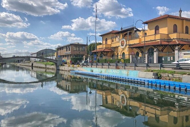 Sunset Navigli Boat Tour in Milan with Optional Aperitivo - Where you start on Alzaia Naviglio Grande (and why the address matters)