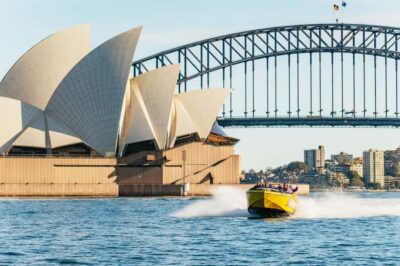 Sydney Harbour: Thunder Thrill Jet Boat Ride - 75 km/h Jet Boat Thrills: Spins, Power-Slides, and the Real Motion