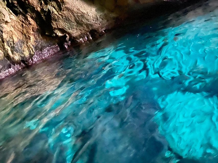 Syracuse: Boat Trip of Ortigia Island and Sea Caves - Arethusa Spring and Castello Maniace: See Syracuse’s Edges Up Close