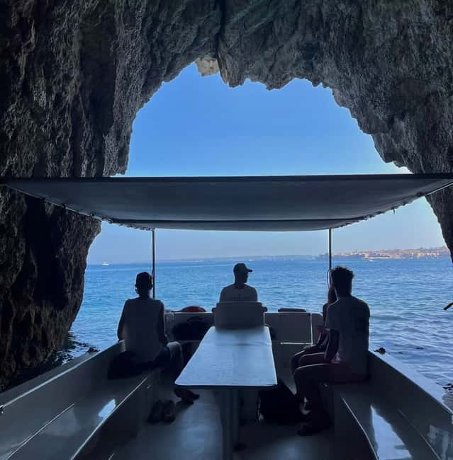 Syracuse: Ortigia Island and Sea Caves Boat Tour with Drinks - Castello Maniace, Fonte Aretusa, and the Ortigia seafront