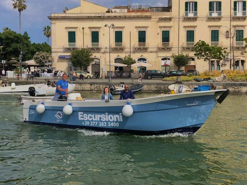 Syracuse: Ortigia Island & Sea Cave Boat Tour with Prosecco - The guide and boat vibe: Enzo, Alessandro, and real storytelling