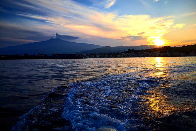 Taormina - Classic Boat Tour - Swim and snorkeling: when you should plan for the water