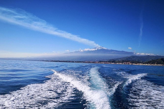 Taormina - Classic Boat Tour - Timing and expectations: 2 hours in theory, 1 hour in practice