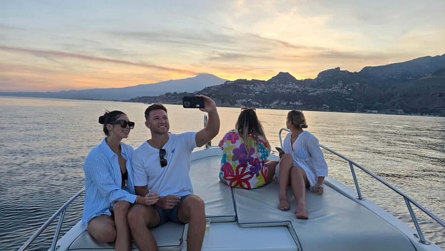Taormina: Sunset Boat Tour with Aperitif - Why this Taormina sunset boat tour works so well