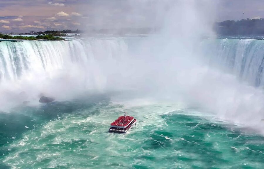 Toronto: Niagara Falls, Boat Ride & Journey Behind the Falls - Journey Behind the Falls: The photos you can’t fake