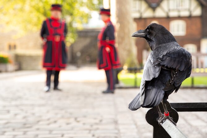 Tower of London: Crown Jewels & Beefeater Opening Ceremony - Crown Jewels Stop: Best Use of Your 15 Minutes