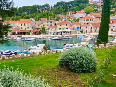 Trogir: Blue Lagoon, Maslinica, and Solinska Bay Boat Tour - Maslinica Village and Castle Views: Your Land Break That Matters