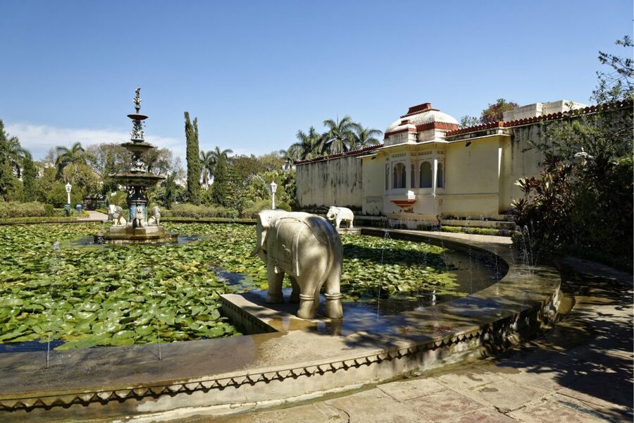 Udaipur: Full Day Private City Tour with Optional Boat Ride - One Udaipur day you can actually finish