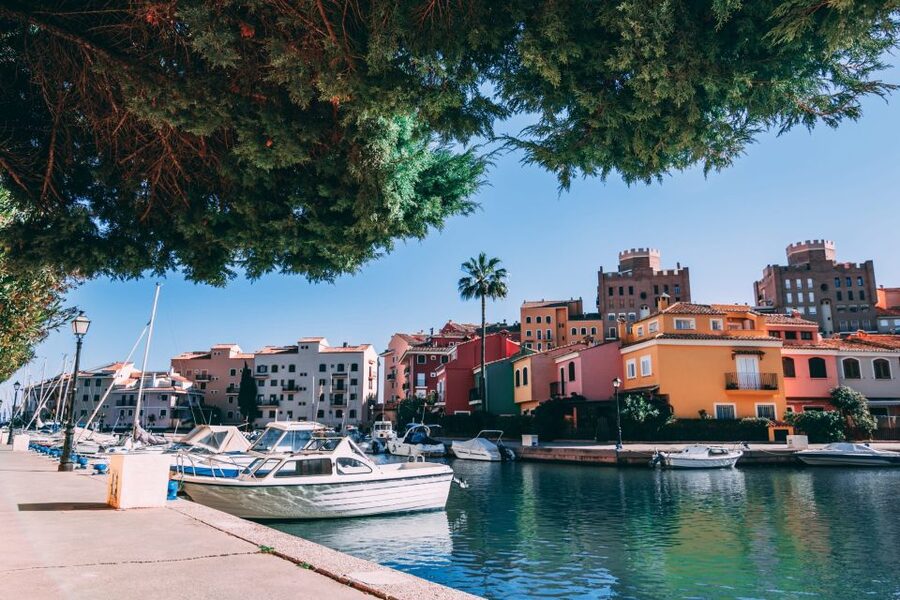 Valencia: Port Saplaya Boat Tour with Free Drink & Swimming - Key Things That Make This Boat Tour Worth It