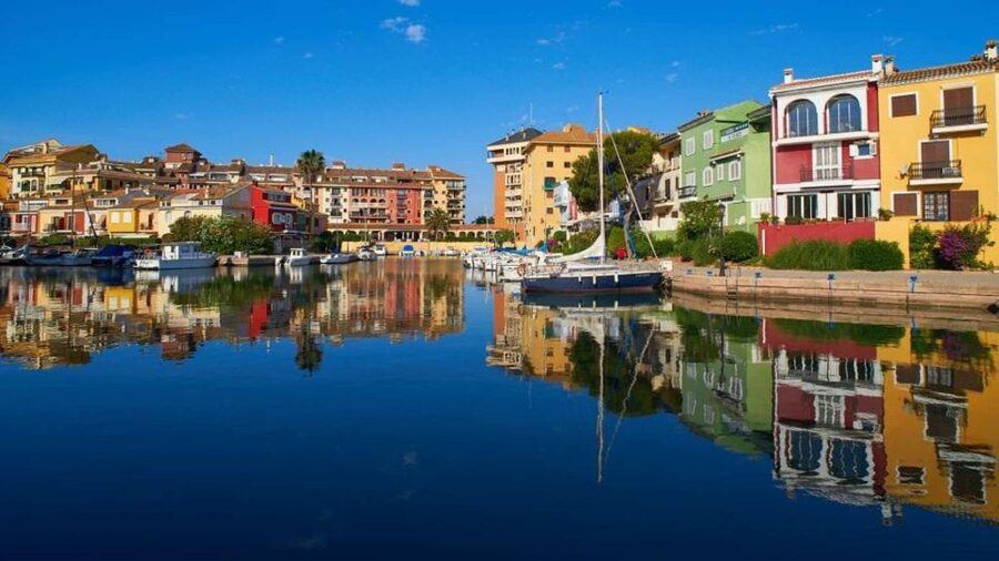 Valencia: Port Saplaya Boat Tour with Free Drink & Swimming - Time on the Water: What Each Moment Feels Like