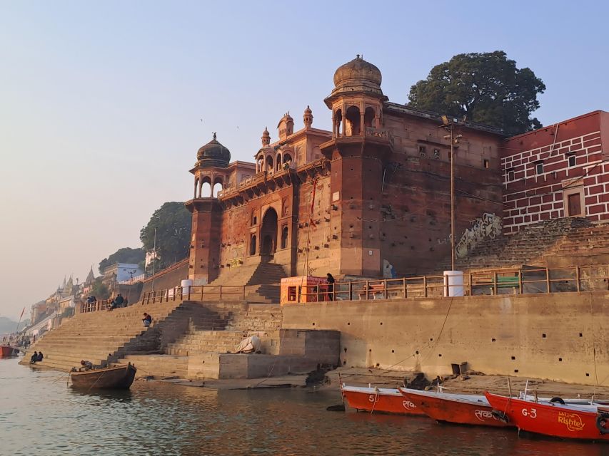 Varanasi: Sunrise Boat Tour with Arti Ceremony - Karan’s tour style: what the guide really adds