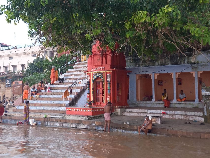 Varanasi: Sunrise Boat Tour with Arti Ceremony - Timing, weather, and how to keep the morning smooth