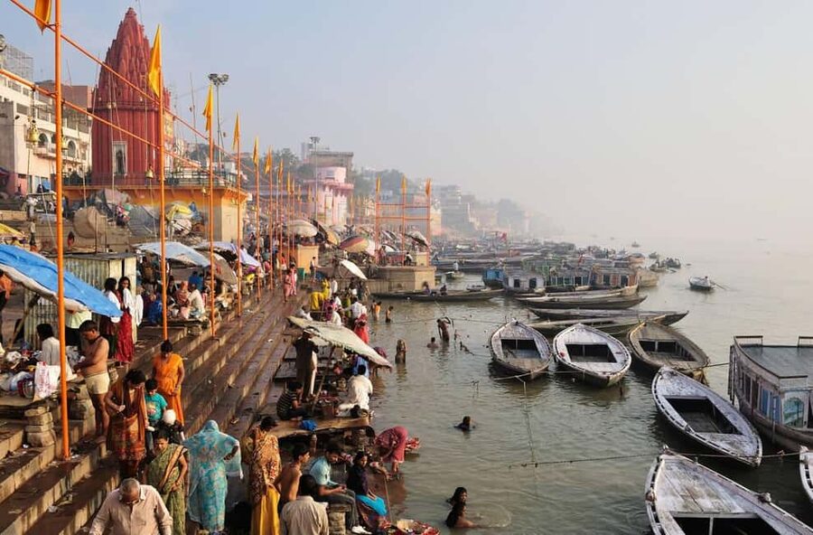 Varanasi Sunset Tour with Ganga Aarti & Free Boat Ride - Who should book this sunset ghats + boat combo