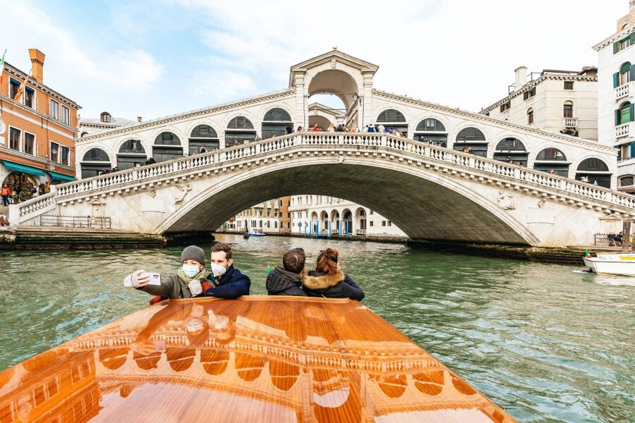 Venice: Grand Canal Boat Tour - Venetian Palazzos: What You’re Actually Seeing Along the Waterfront