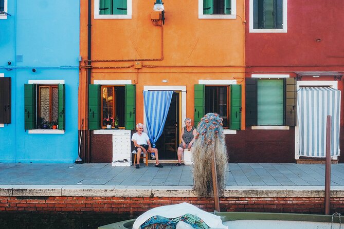 Venice: Murano & Burano Islands Tour with Optional Torcello Stop - Burano: colorful houses, lace tradition, and unplanned photo stops