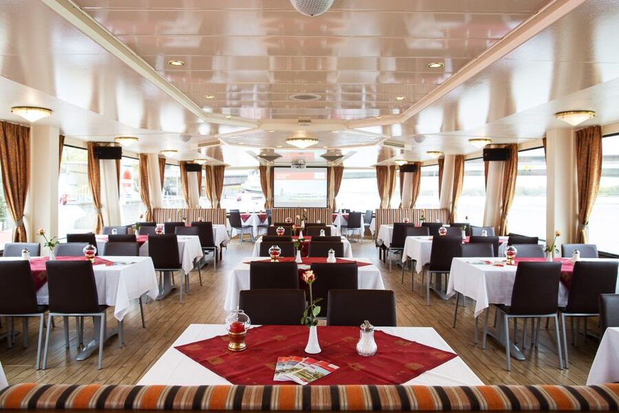 Vienna: Sightseeing Boat Tour with Lunch - Price and Value: Is $69 Fair for Cruise Plus Lunch?