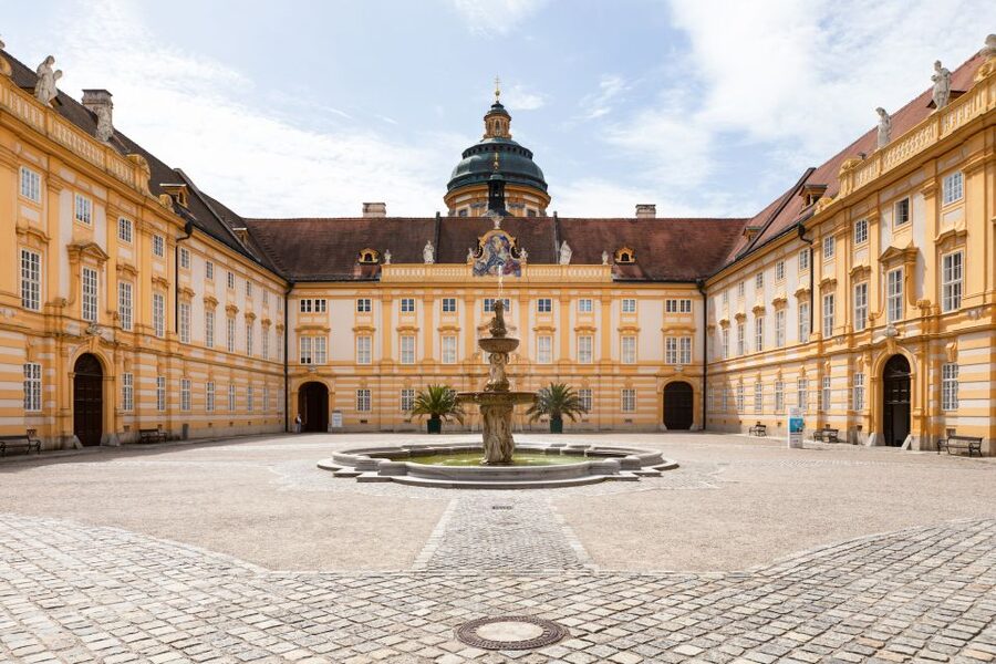Vienna: Wachau Valley, Melk Abbey Tour with Danube Boat Trip - Key things that make this day trip work
