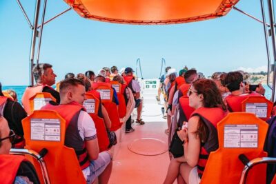 Vilamoura: Benagil Cave Boat Tour with Entry - The 2.5-Hour Flow: Coast Views, Cave Timing, and Photo Stops