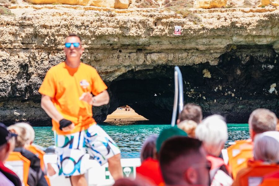 Vilamoura: Benagil Cave Boat Tour with Entry&Dolphin search - Benagil Cave entry: why the boat gets you closer than you expect
