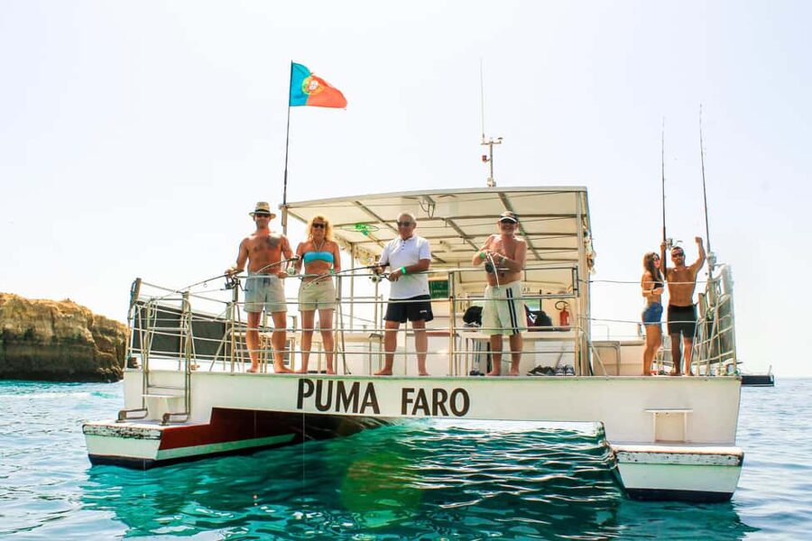 Vilamoura: Benagil Cave Boat Trip with Beach BBQ and Kayak - Benagil Sea Cave: The Photo Stop That Isn’t Overhyped