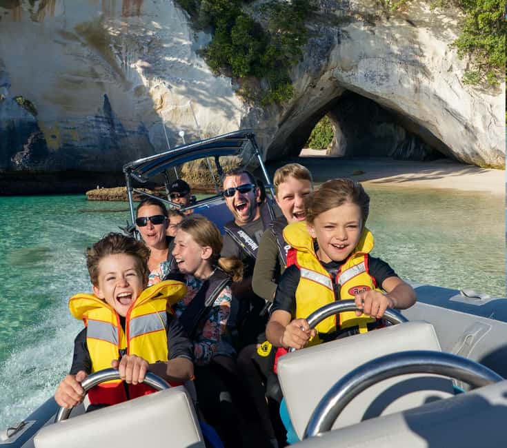 Whitianga: Cathedral Cove Thrilling Boat Tour and Snorkeling - Cathedral Cove Up Close: Not Just a Postcard Stop
