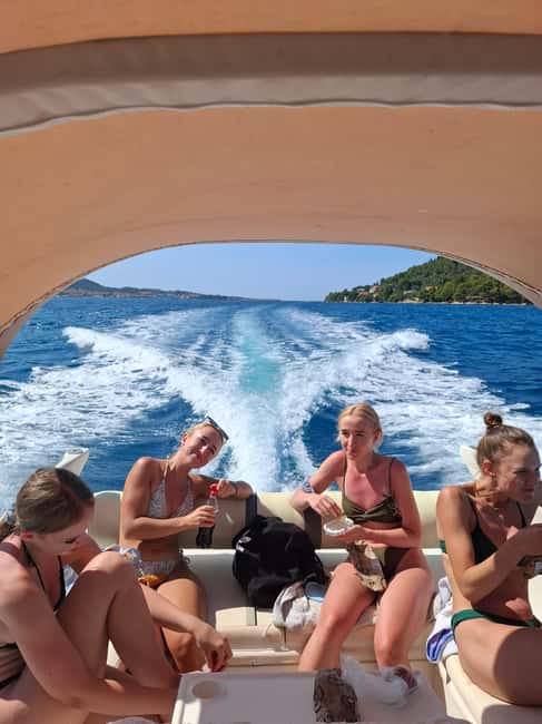 Zadar: 3 Islands Half-Day Boat Tour with Snorkeling & Fruit - Snorkeling time: gear is included, so focus on comfort