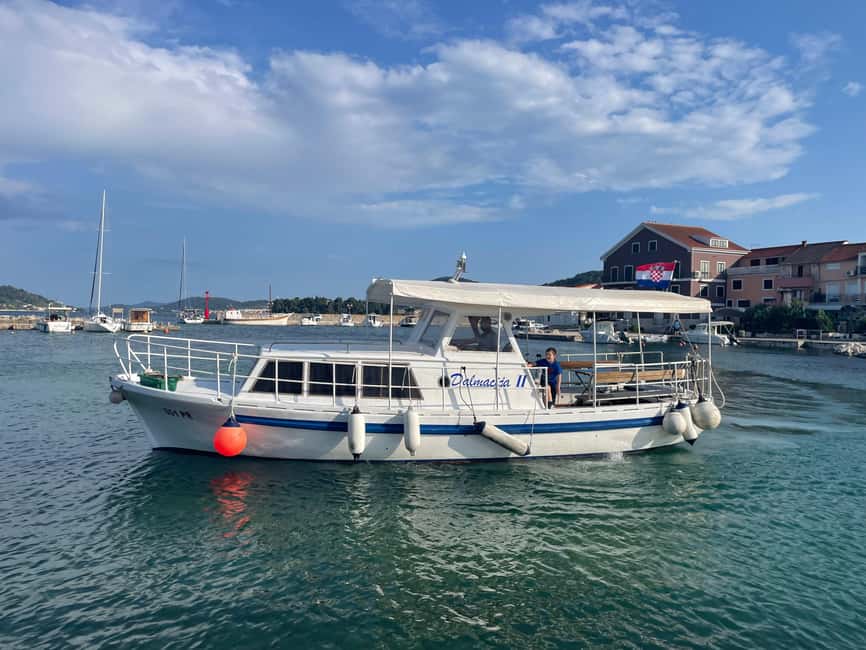 Zadar: Boat Tour to the Ugljan, Preko, and Ošljak Islands - From Zadar Foša port to open sea: the ride experience