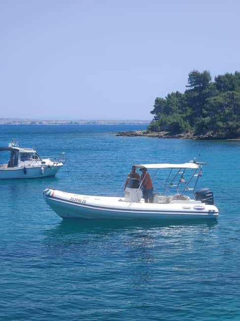 Zadar: Boat Tour with Snorkeling Gear and Drinks - Drinks, music, and the homemade liqueur moment