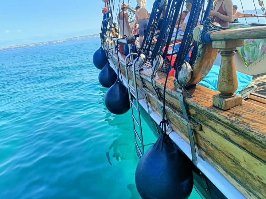 Zadar: Boat Tour with Unlimited Wine & 3 Stops - Stop 2: Hidden Bay for Anchor Swimming and Snorkeling Gear