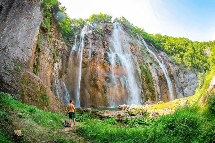 Zadar: Plitvice Lakes Full-Day Guided Tour with a Boat Ride - Who this tour suits best (and who should reconsider)