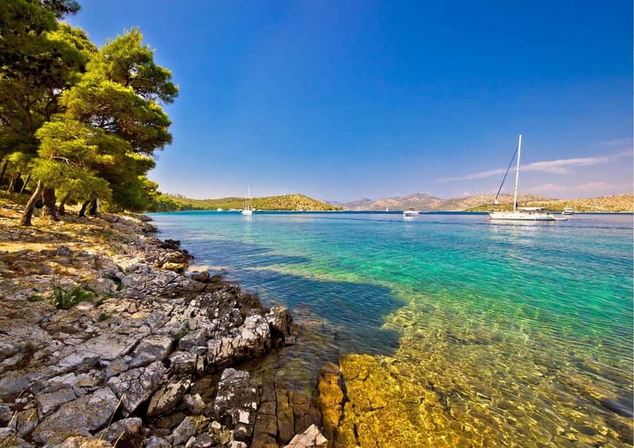 Zadar: Preko, Osljak, and Kali Island Boat Tour with Drinks - Preko on Ugljan Island: coffee, small beach time, and a more local pace