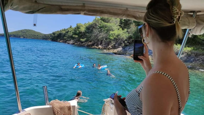 Zadar: Preko, Osljak, and Kali Island Boat Tour with Drinks - Ošljak: guided time that adds meaning beyond photos