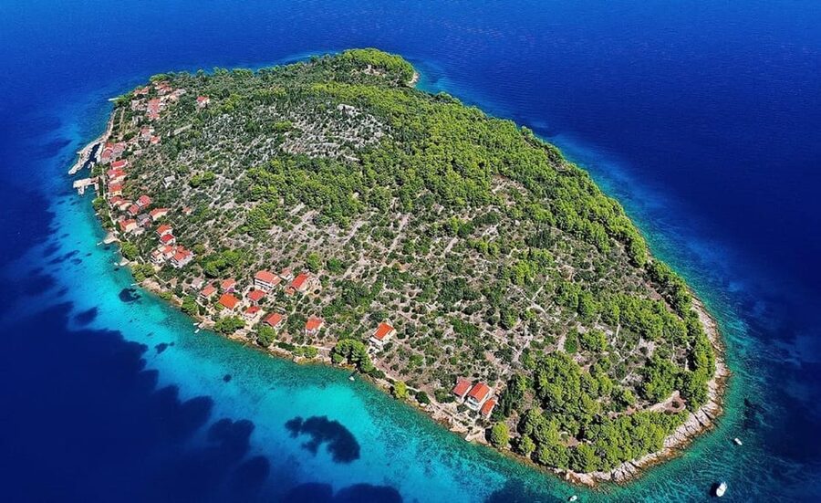 Zadar: RIB boat Tour to Hidden Bays with Snorkeling & Drinks - Where You Start: Molo Branimira and the Porat Bar Meeting Point