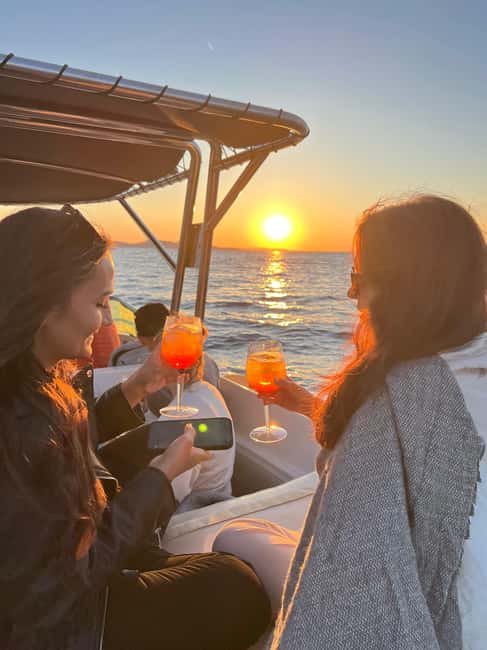 Zadar: Romantic, Luxury Sunset Boat Tour with Aperol Spritz - Aperol Spritz and the end-of-day mood: included drink, built-in celebration